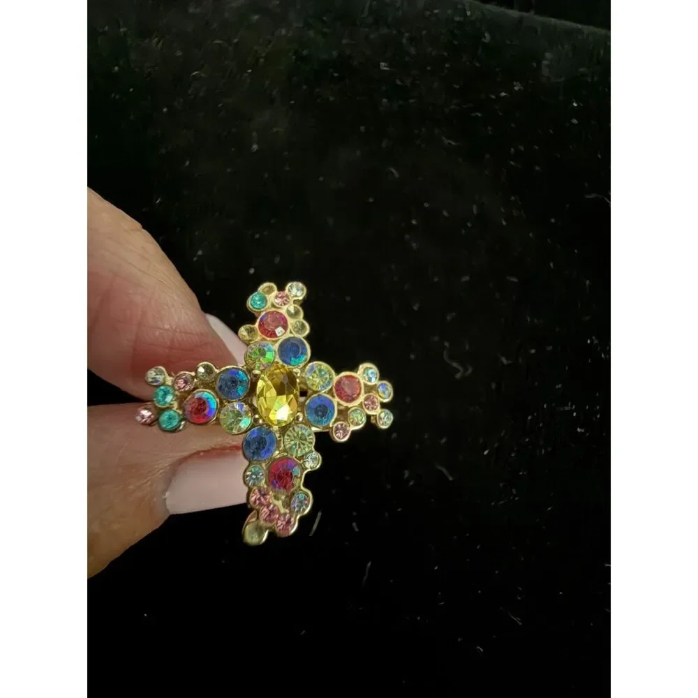 Vintage multi- colored rhinestone gold -tone cross ring